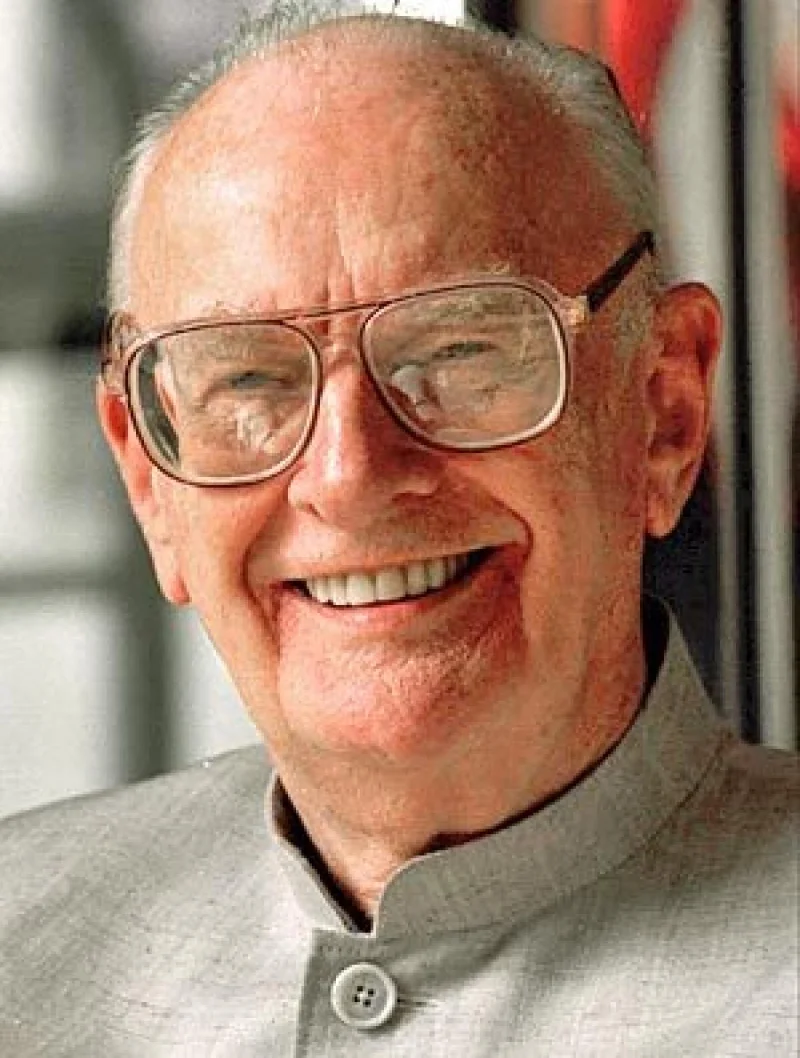 Arthur C. Clarke Biography