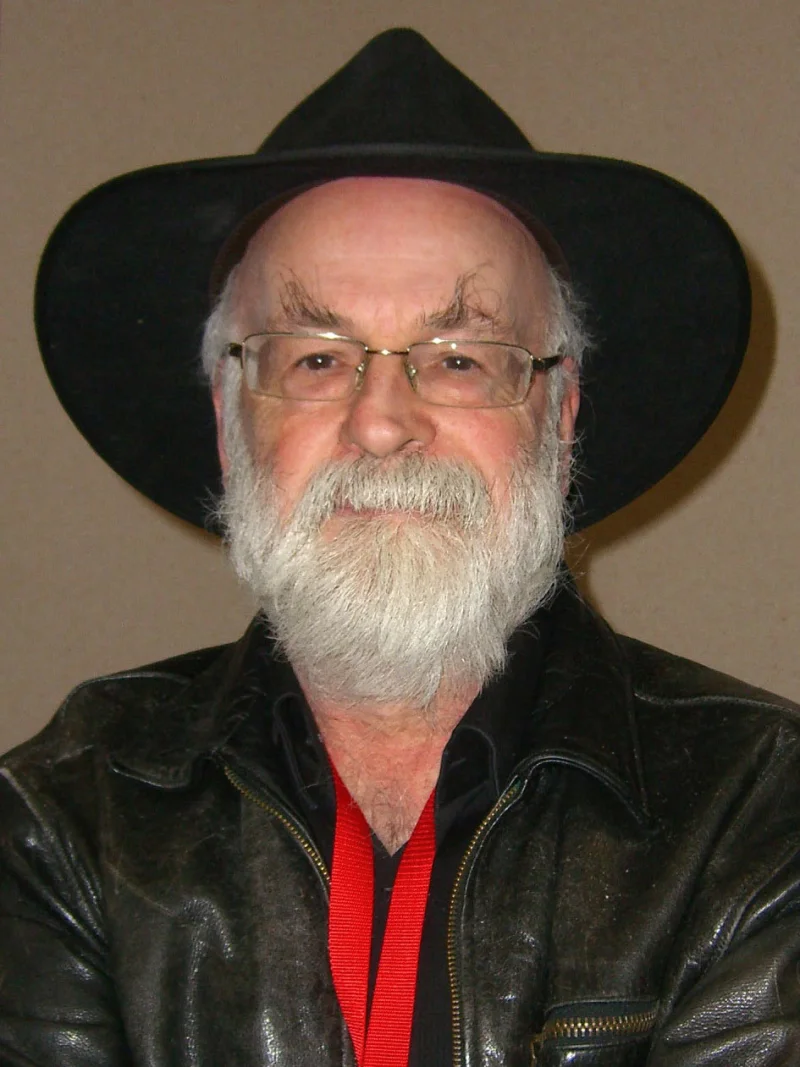 Terry Pratchett Biography
