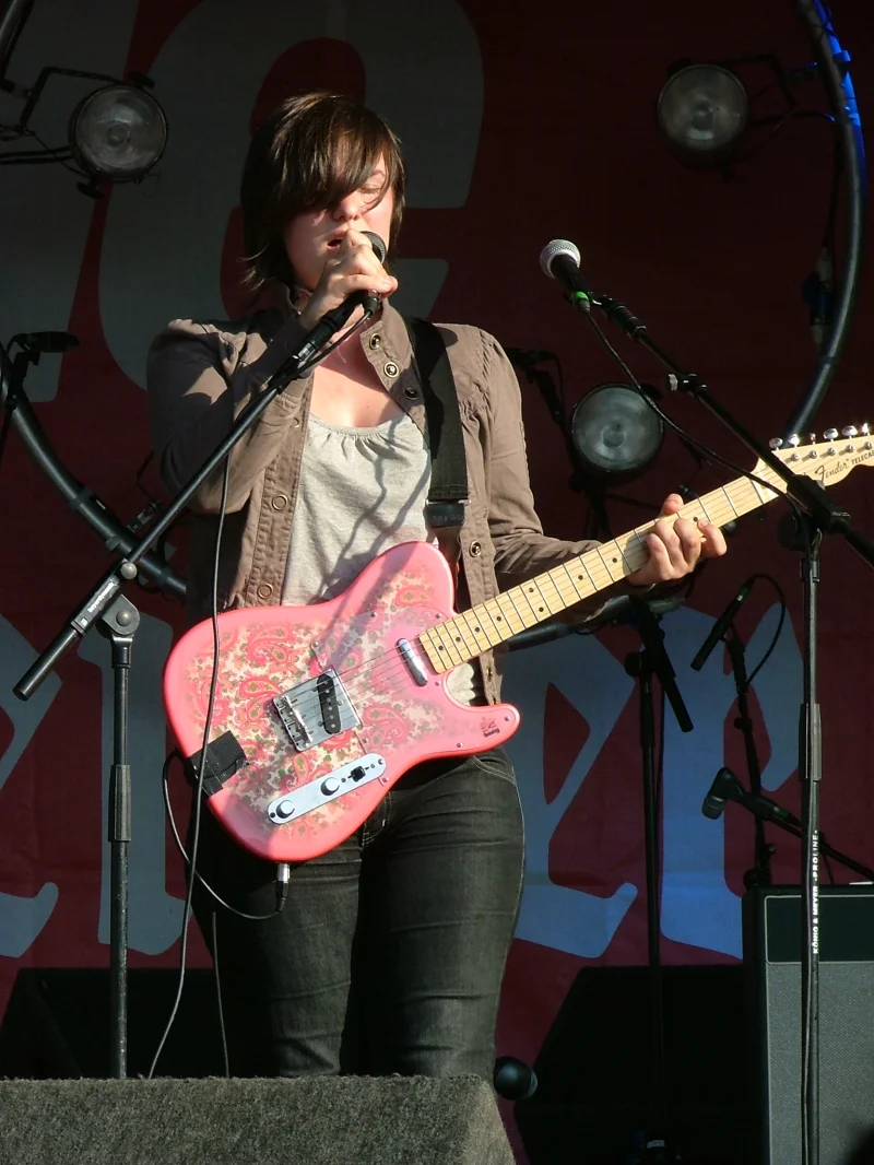 Rose Kemp Biography