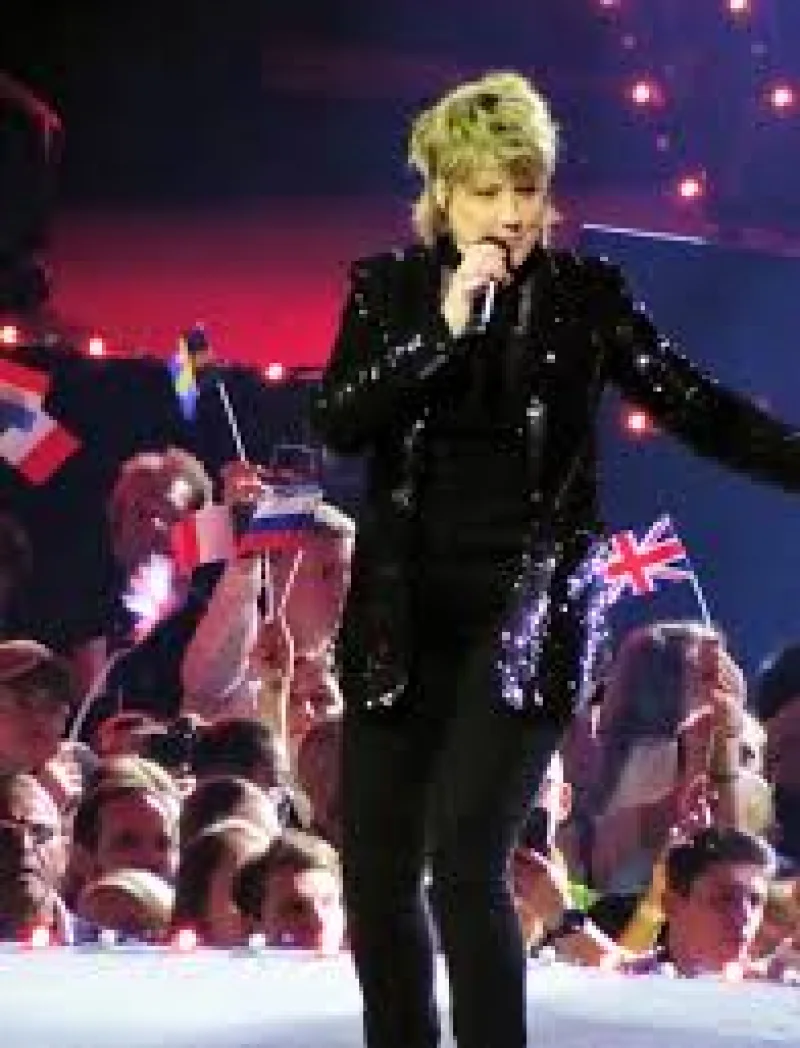 Katrina Leskanich Biography
