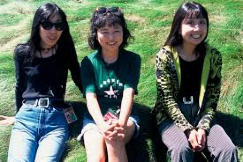Michie Nakatani (Shonen Knife)