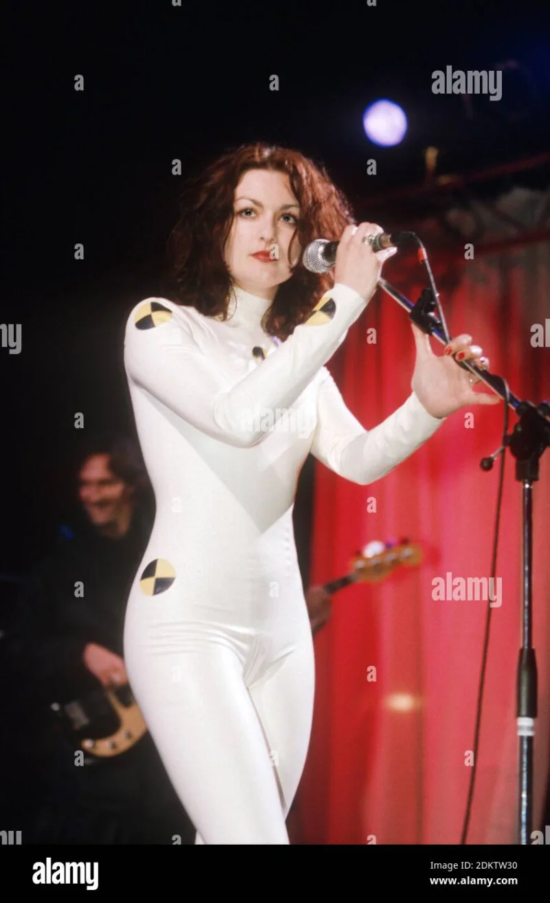 Sarah Nixey (Black Box Recorder)