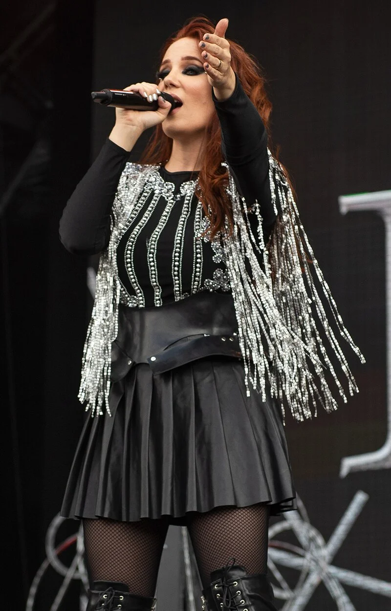 Simone Simons
