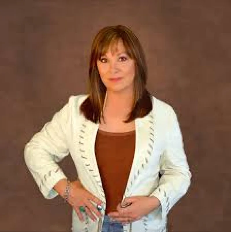 Suzy Bogguss Biography