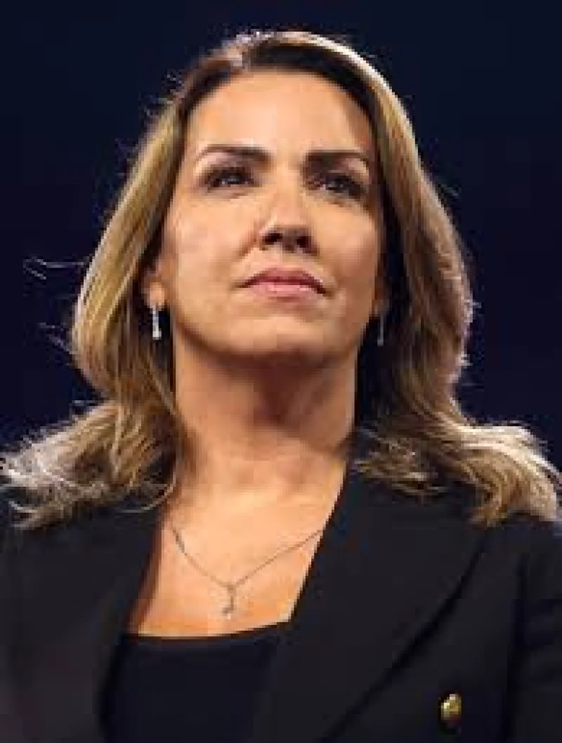 Sara Carter