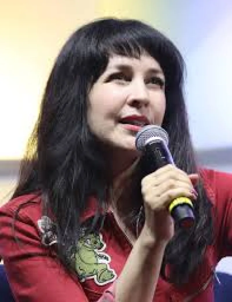 Grey DeLisle
