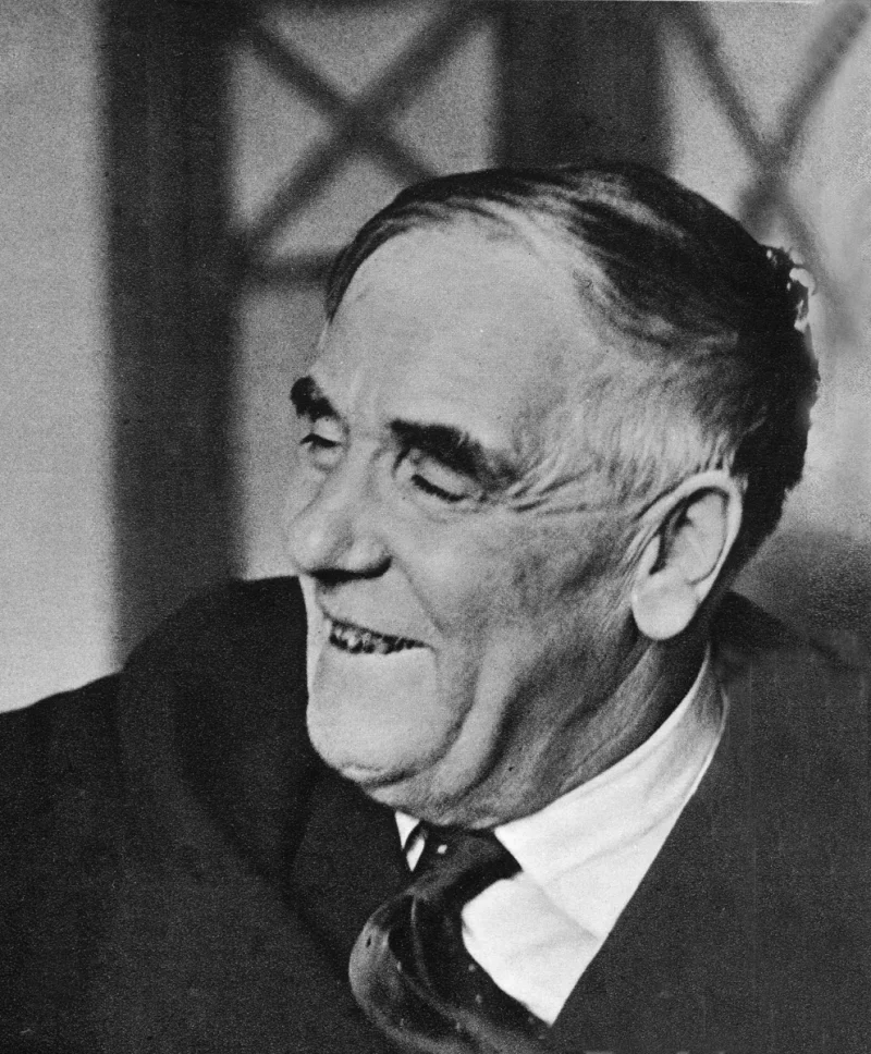 Pyotr Kapitsa Biography