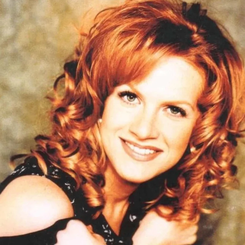 Nikki Nelson