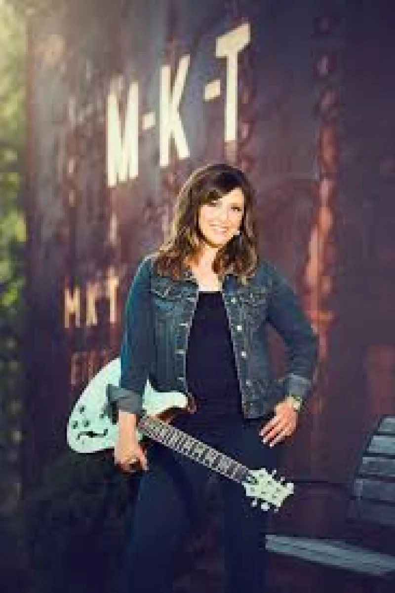 Shawna Russell Biography