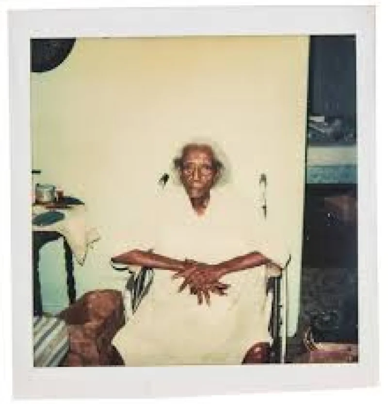 Elvie Thomas