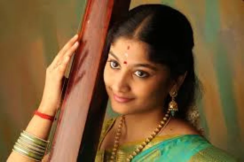 Lavanya Sundararaman Biography