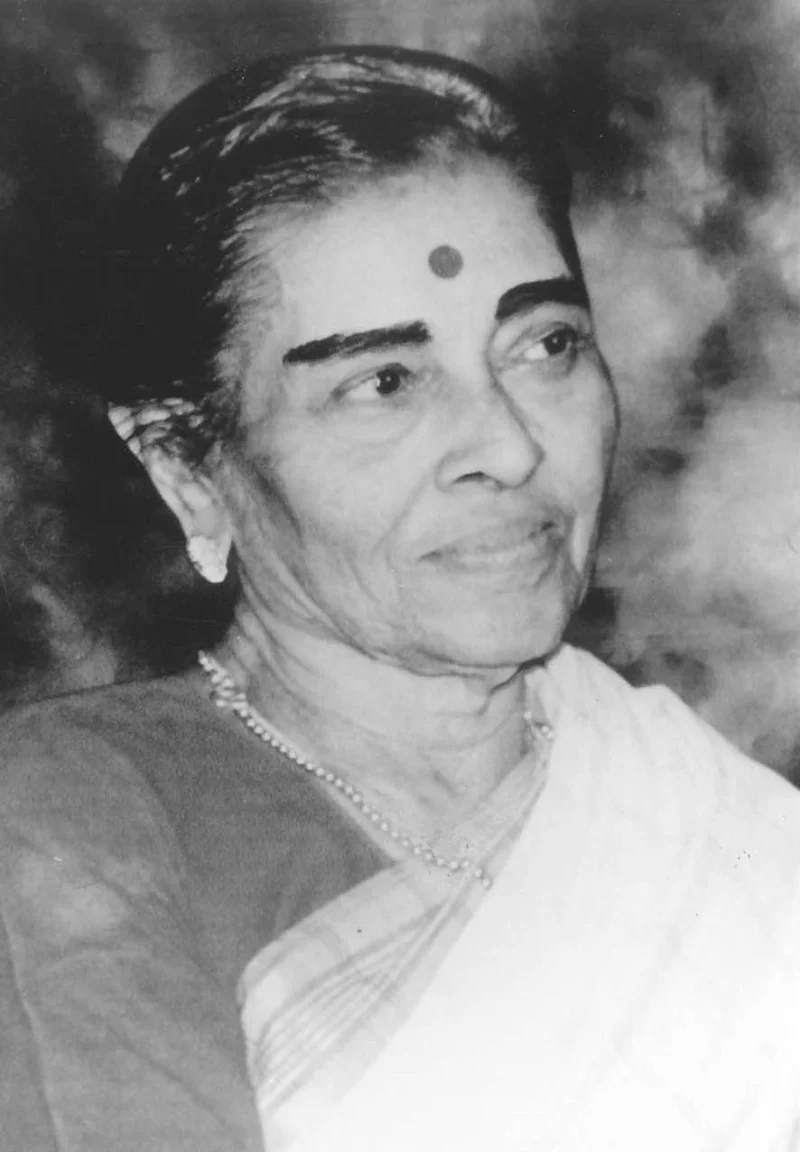 Leela Omchery Biography