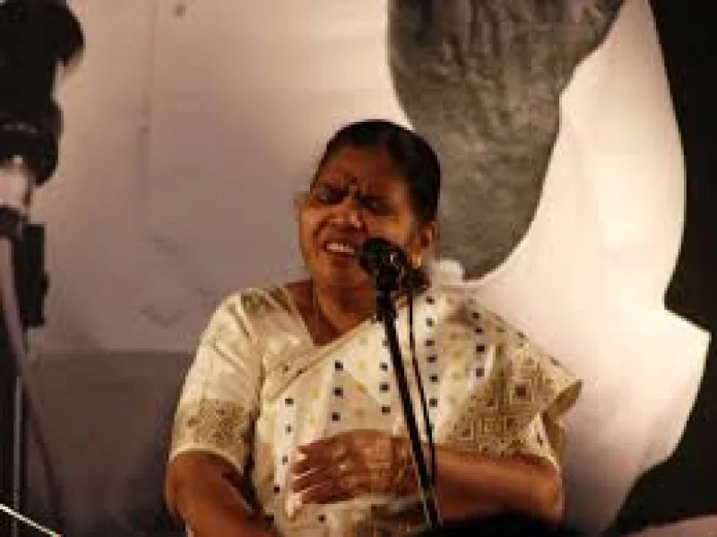 Malini Rajurkar Biography