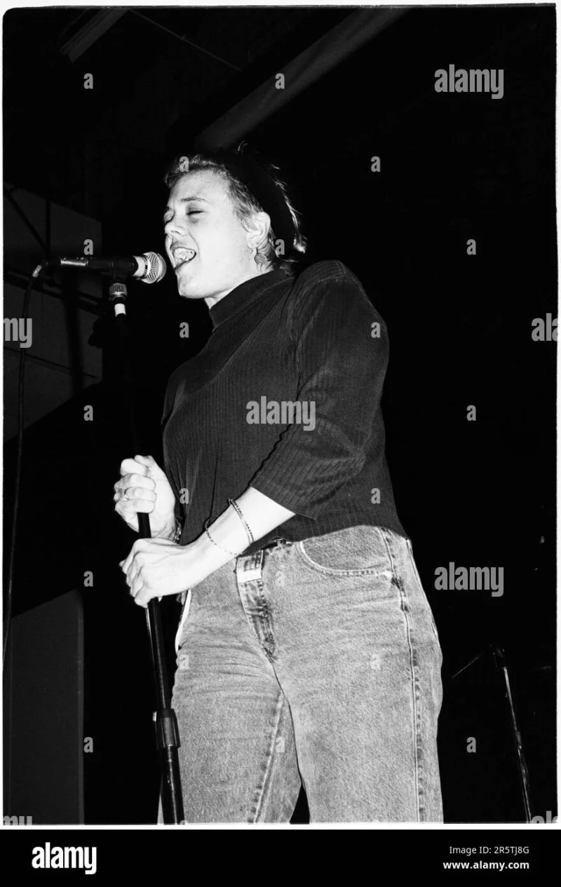 Linda Hopper Biography
