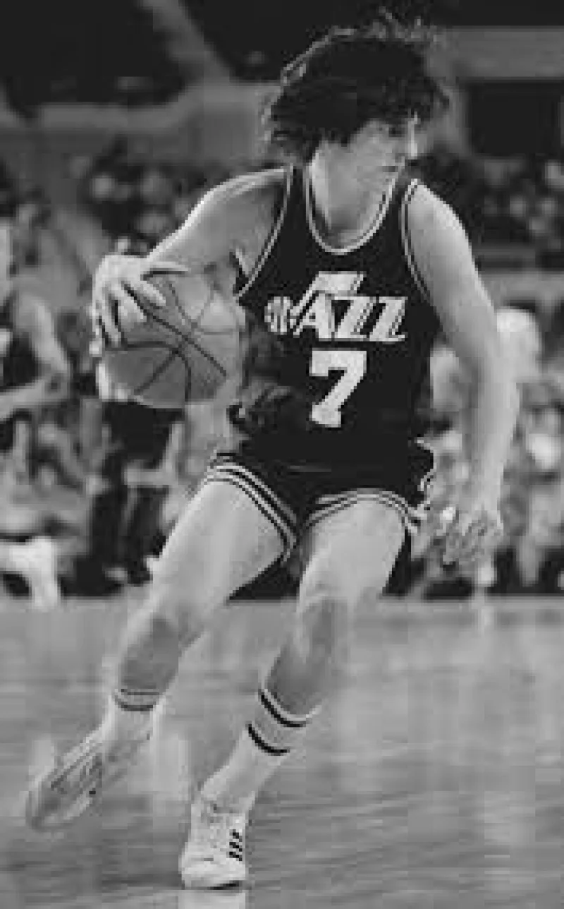 Pete Maravich Biography