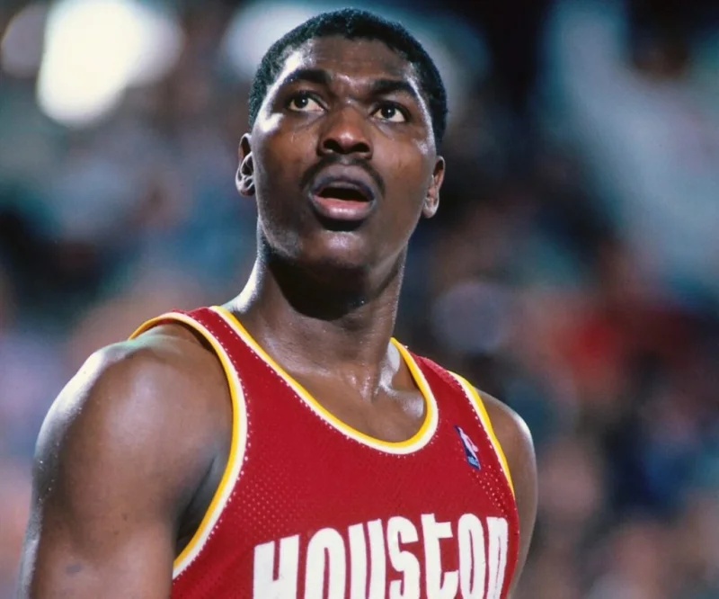 Hakeem Olajuwon Biography