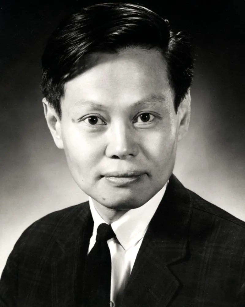 Chen-Ning Yang