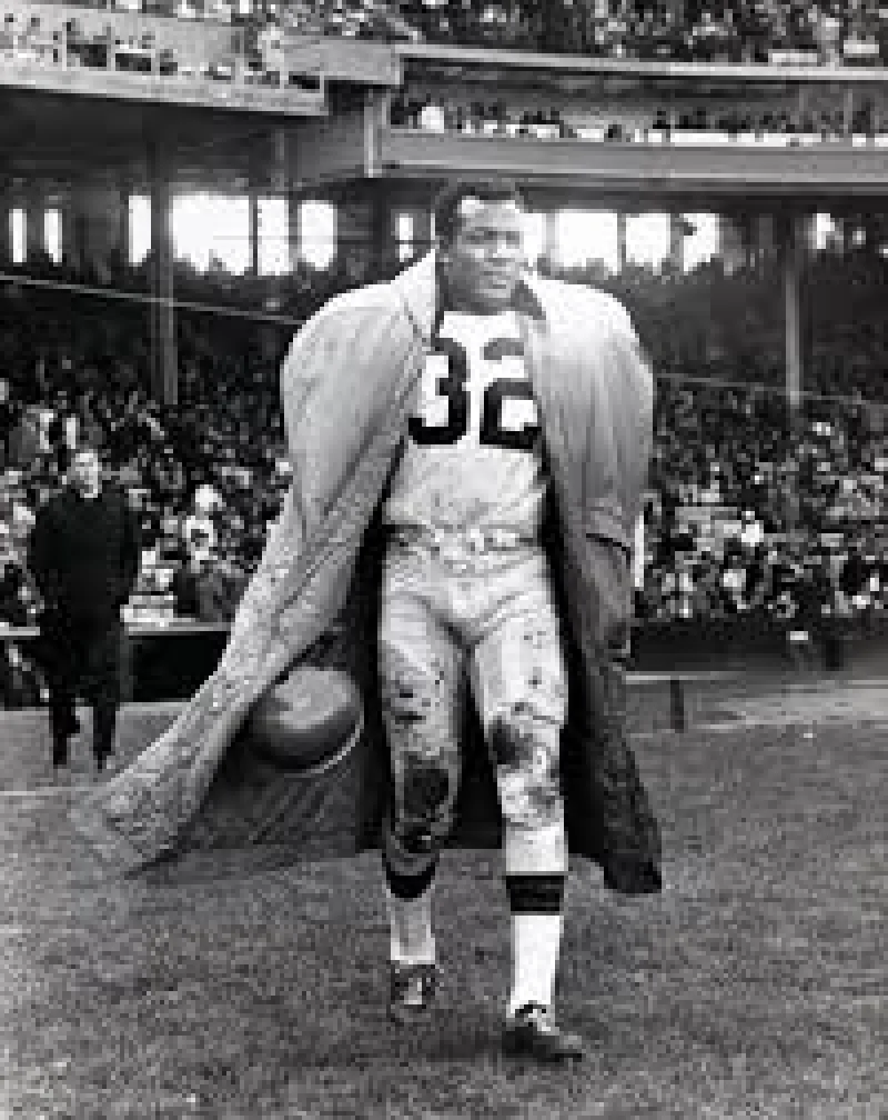 Jim Brown Biography