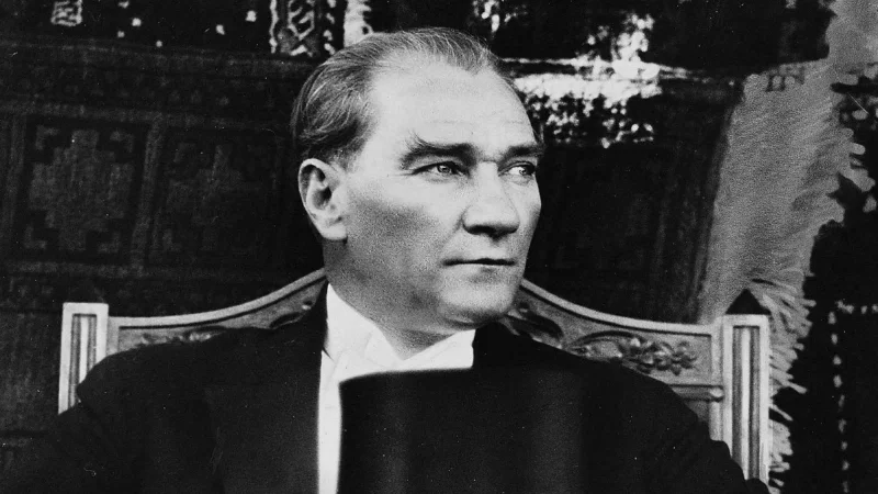 Mustafa Kemal Atatürk Biography