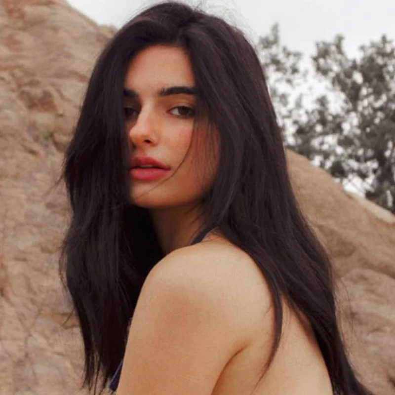 Lana Blakely Biography