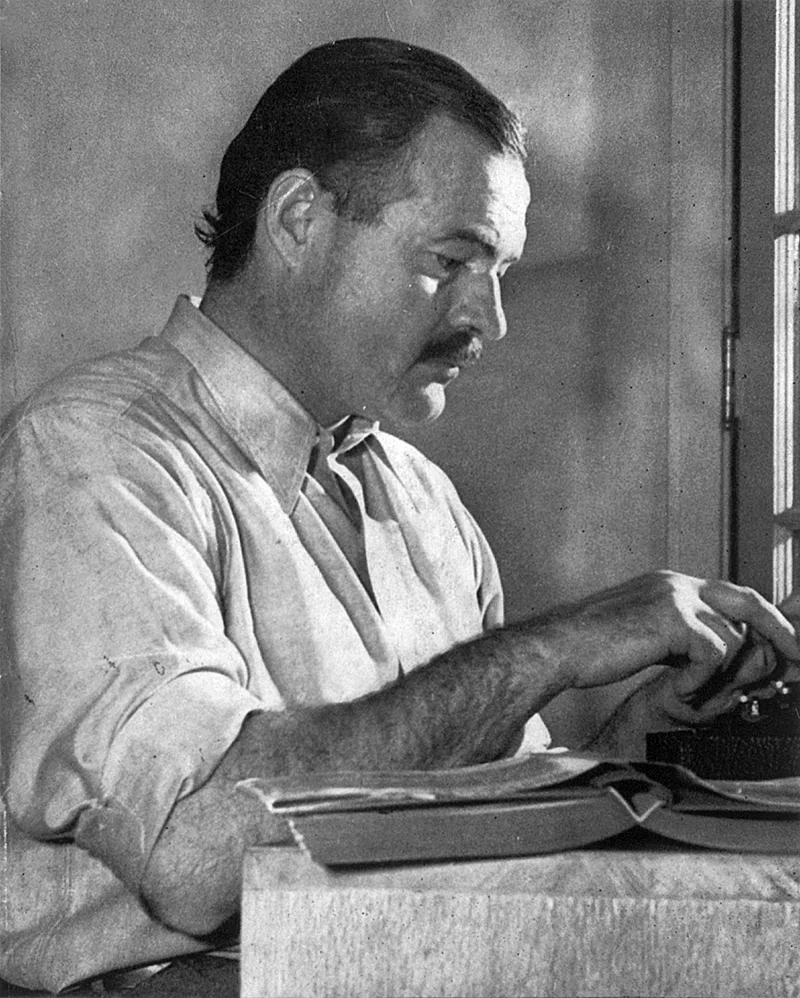 Ernest Hemingway Biography